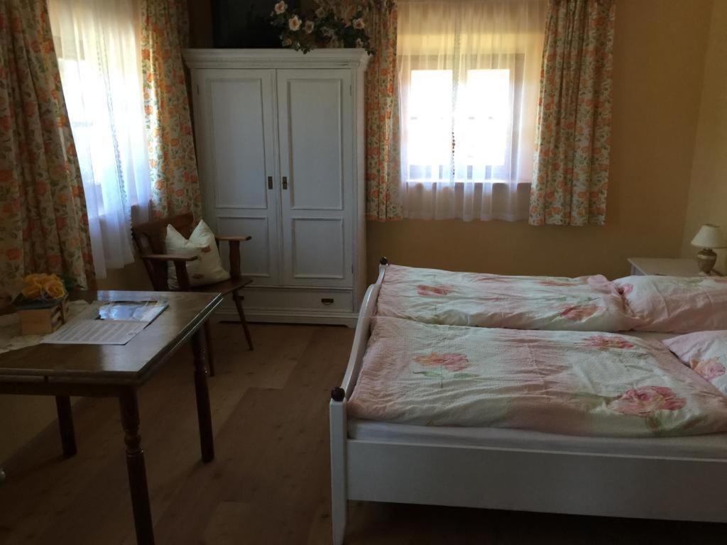 Schusterhof Villa Bergen  Ngoại thất bức ảnh
